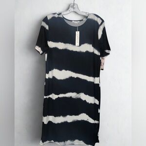 Chic Black and White Tie-Dye Midi Dress